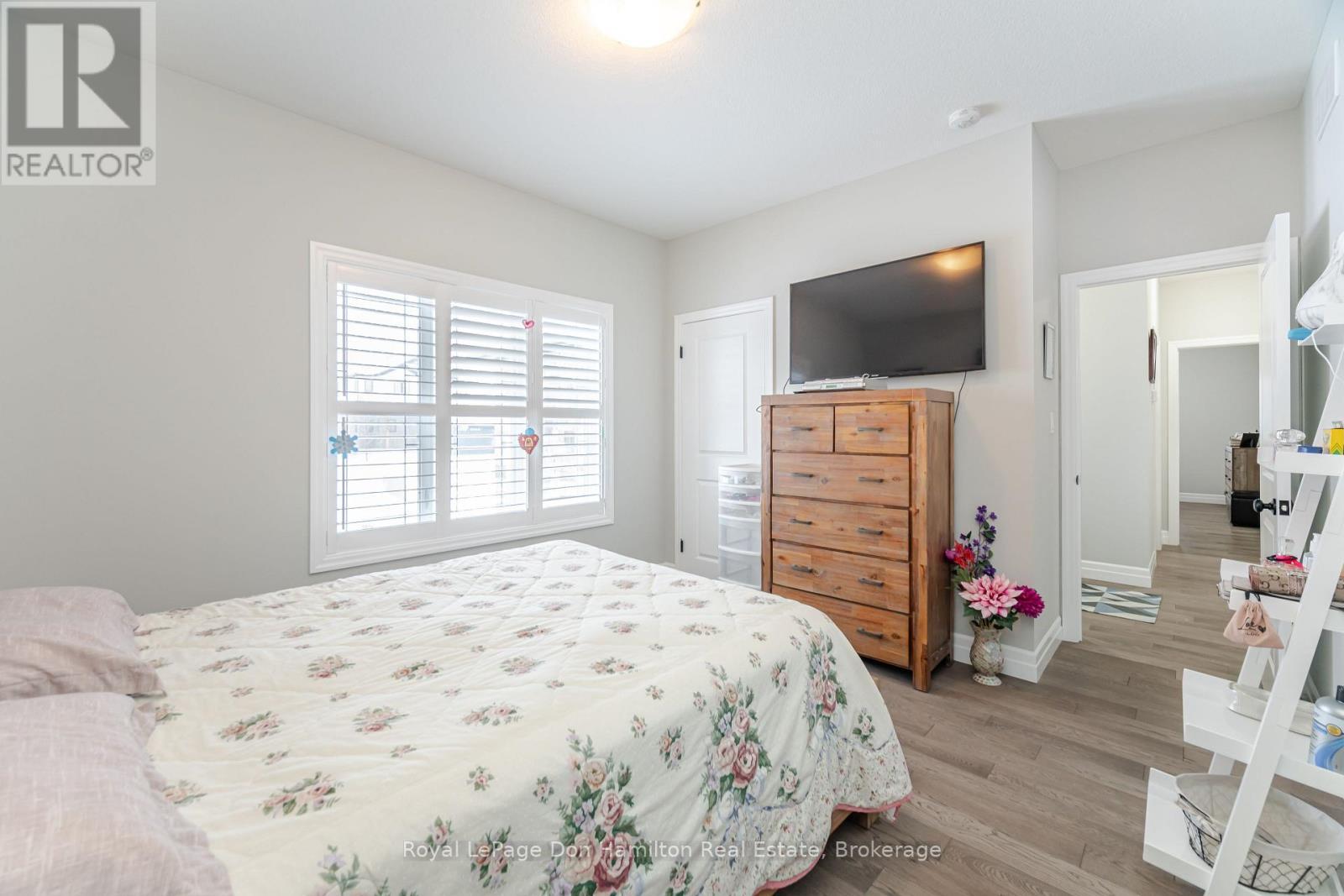 450 Rogers Road, North Perth (Listowel), ON - Indoor Photo Showing Bedroom