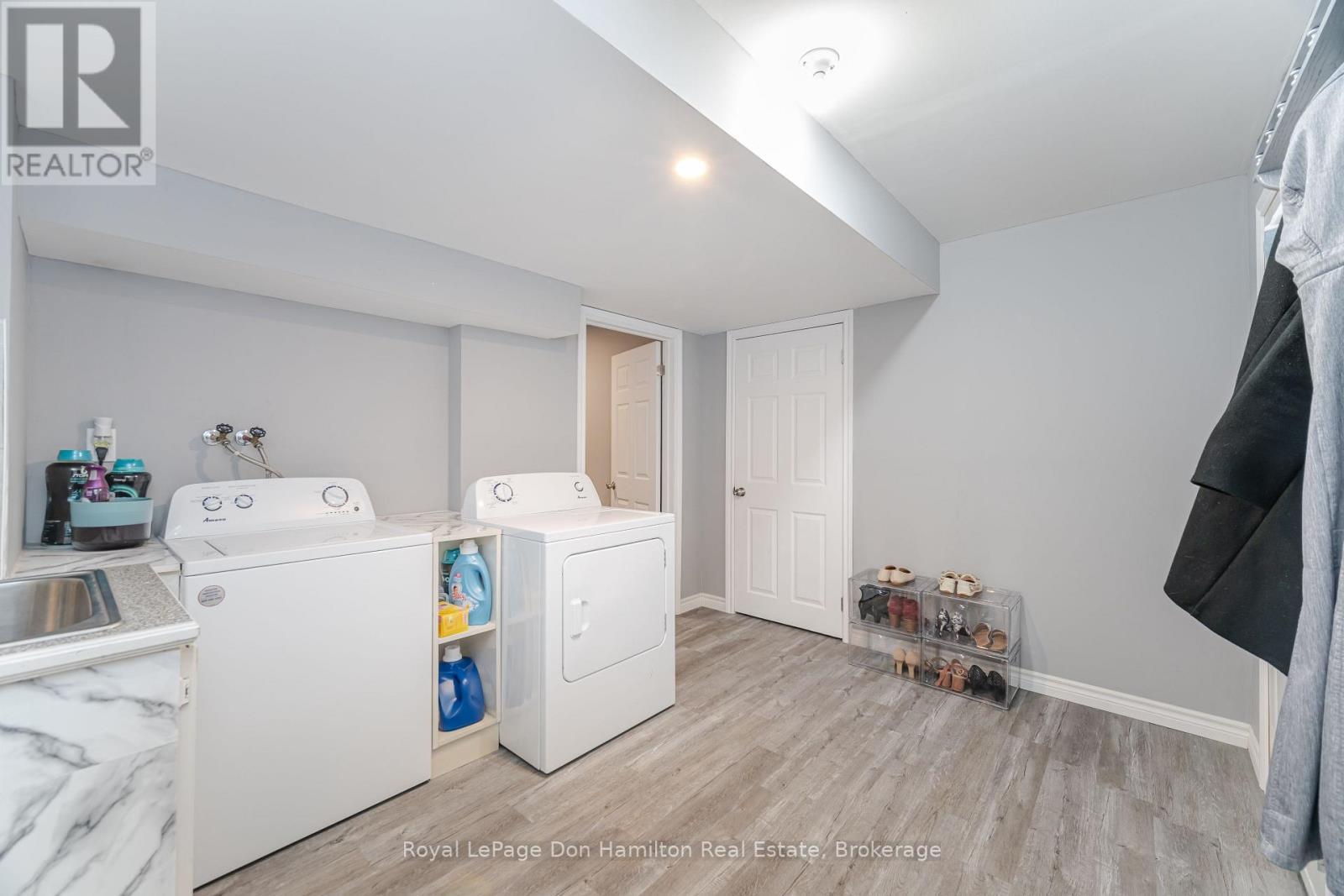 450 Rogers Road, North Perth (Listowel), ON - Indoor Photo Showing Laundry Room