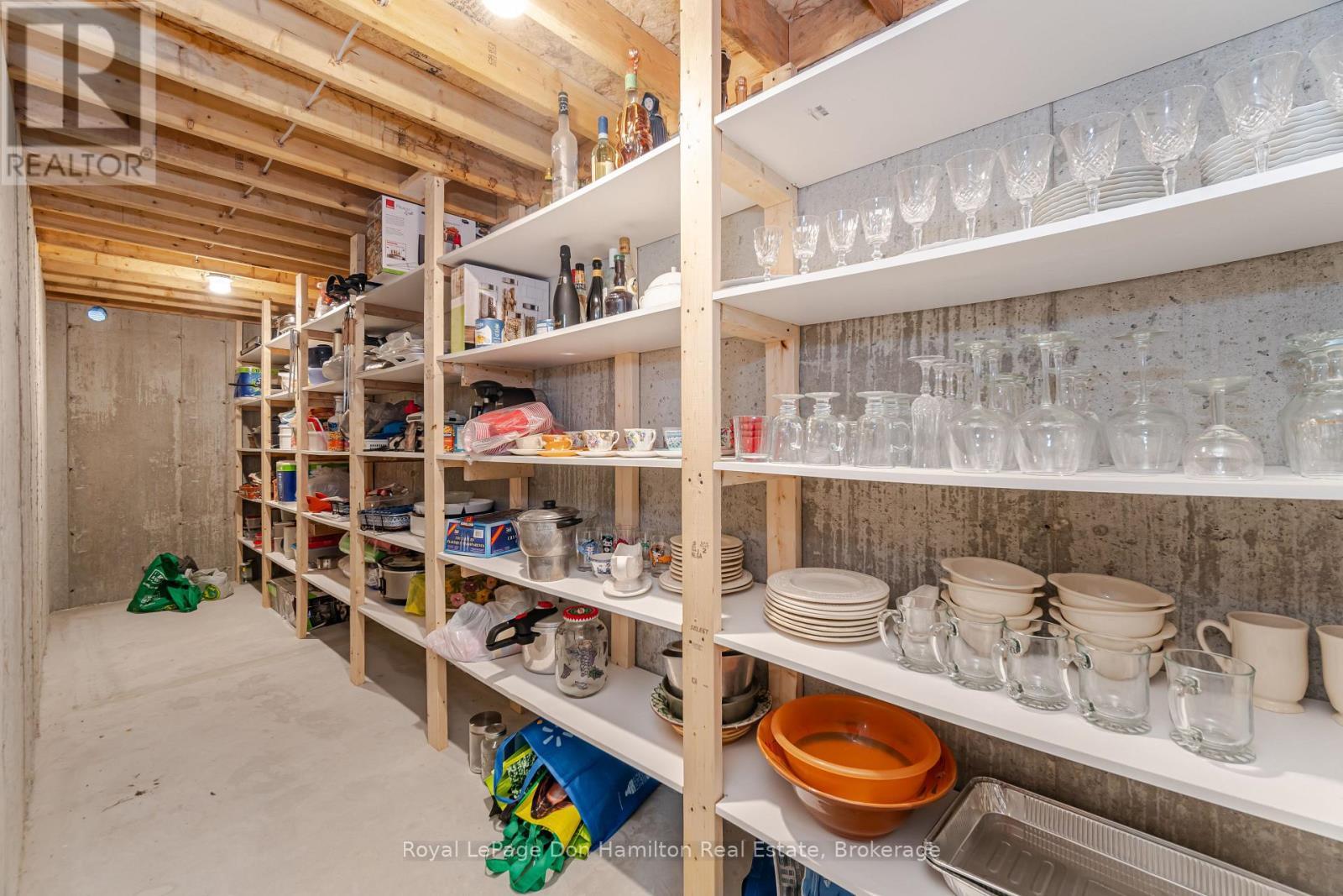 450 Rogers Road, North Perth (Listowel), ON - Indoor