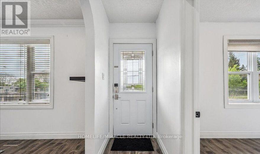 570 Victoria Street S, Kitchener, ON - Indoor Photo Showing Other Room
