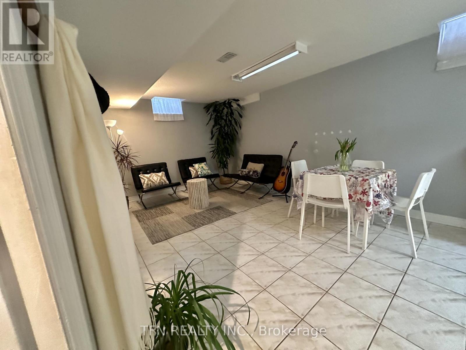 Bsmt - 5 Belwood Boulevard, Vaughan, ON - Indoor