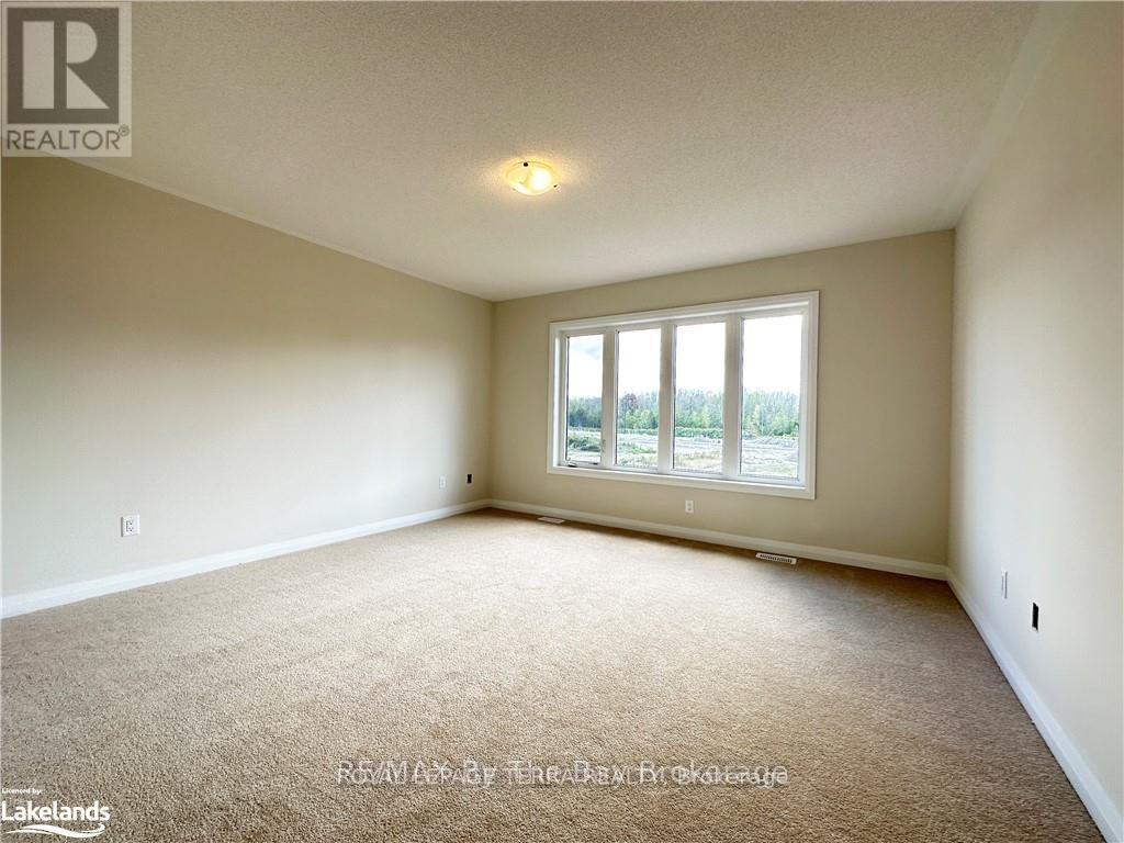 58 Nicort Road, Wasaga Beach, ON - Indoor Photo Showing Other Room