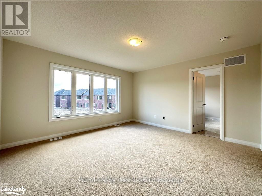 58 Nicort Road, Wasaga Beach, ON - Indoor Photo Showing Other Room