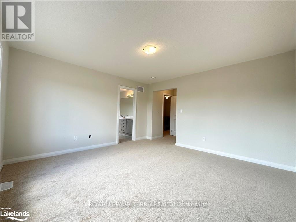 58 Nicort Road, Wasaga Beach, ON - Indoor Photo Showing Other Room