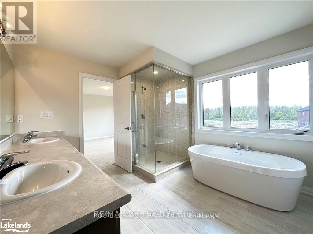 58 Nicort Road, Wasaga Beach, ON - Indoor Photo Showing Bathroom