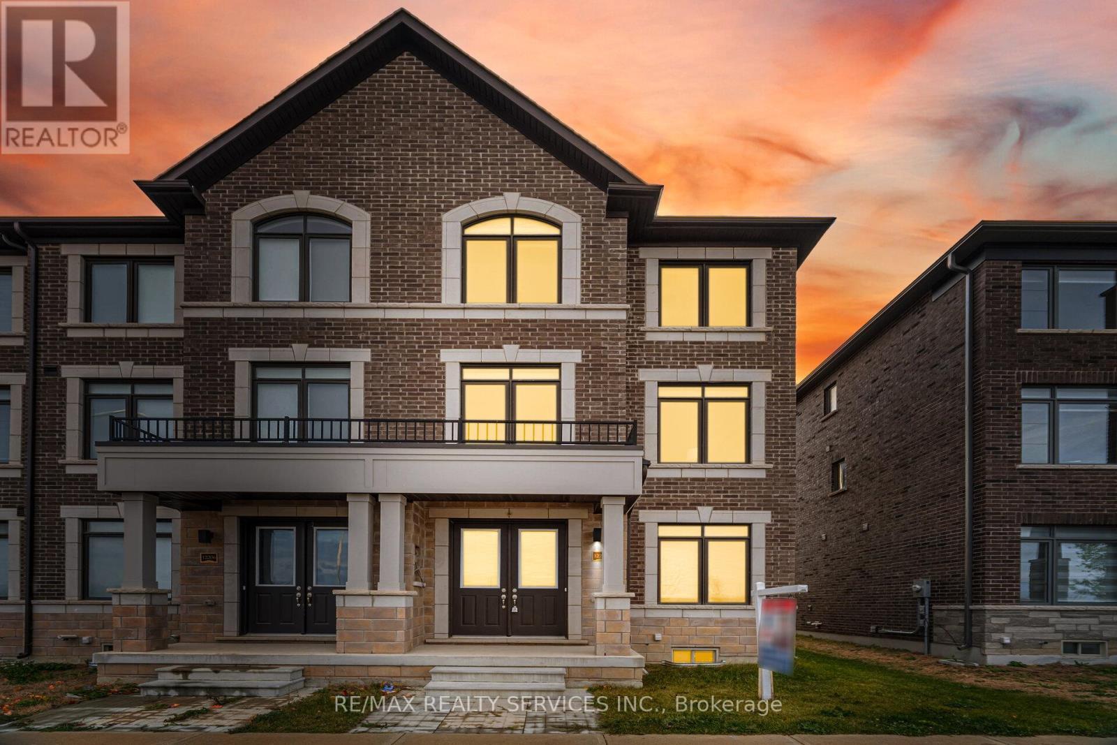 12208 Mclaughlin Road, Caledon, ON - Outdoor With Balcony With Facade
