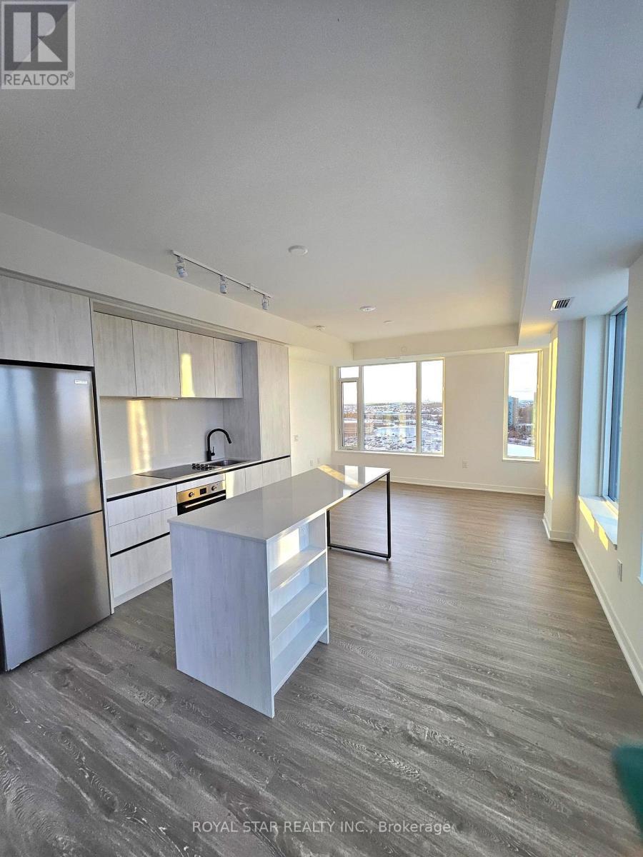 1210 - 2495 Eglinton Avenue W, Mississauga, ON - Indoor Photo Showing Kitchen