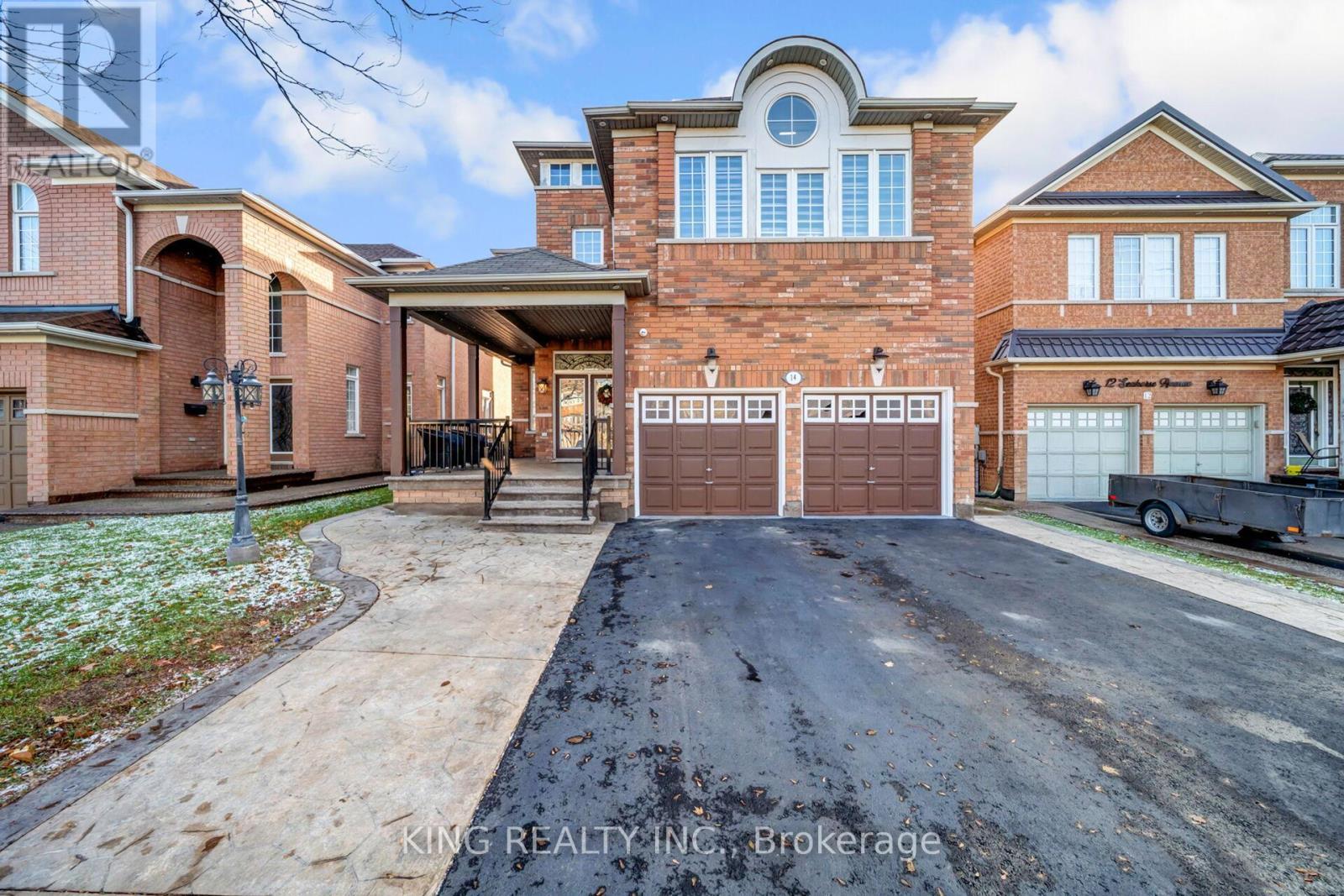 14 Seahorse Avenue, Brampton, ON - Outdoor With Facade