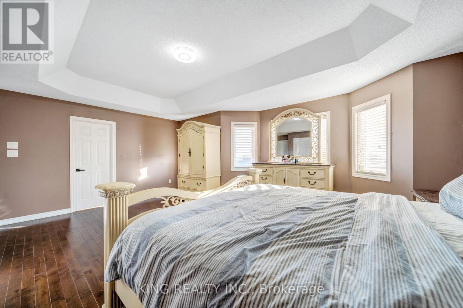 14 Seahorse Avenue, Brampton, ON - Indoor Photo Showing Bedroom
