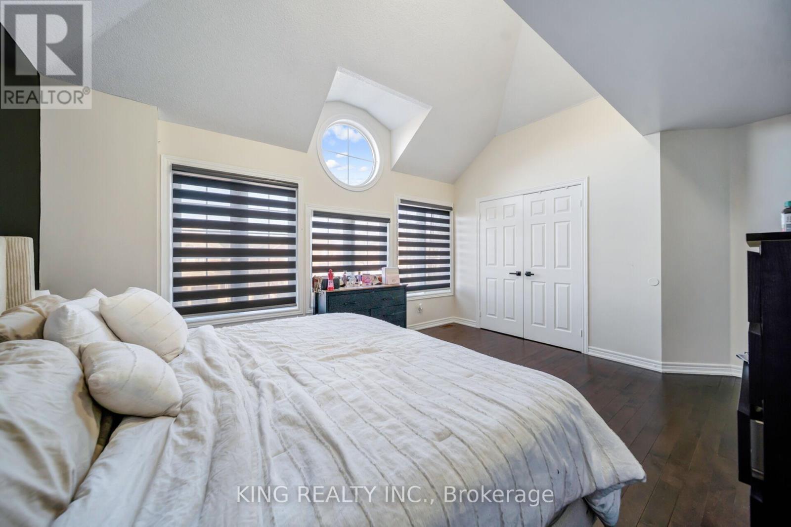 14 Seahorse Avenue, Brampton, ON - Indoor Photo Showing Bedroom