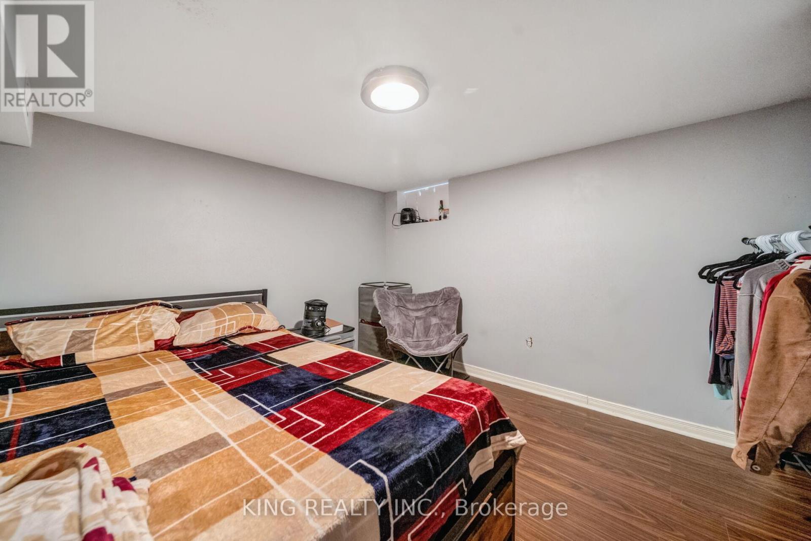 14 Seahorse Avenue, Brampton, ON - Indoor Photo Showing Bedroom