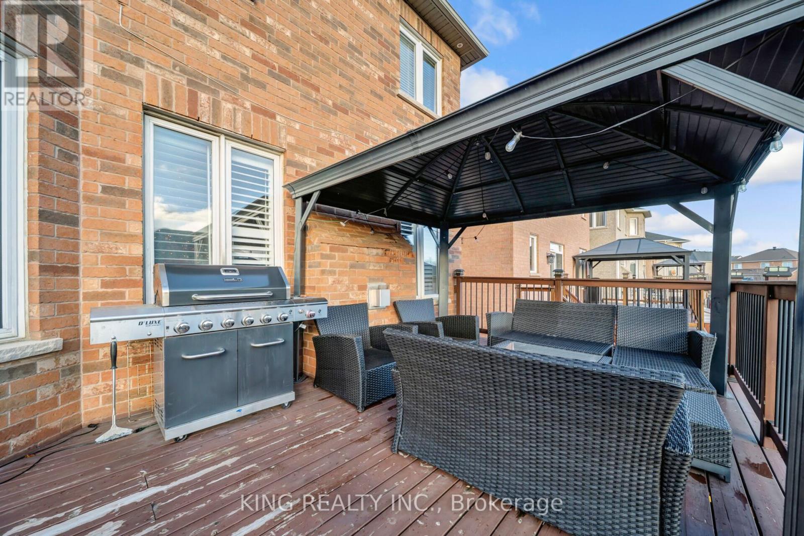 14 Seahorse Avenue, Brampton, ON - Outdoor With Deck Patio Veranda With Exterior