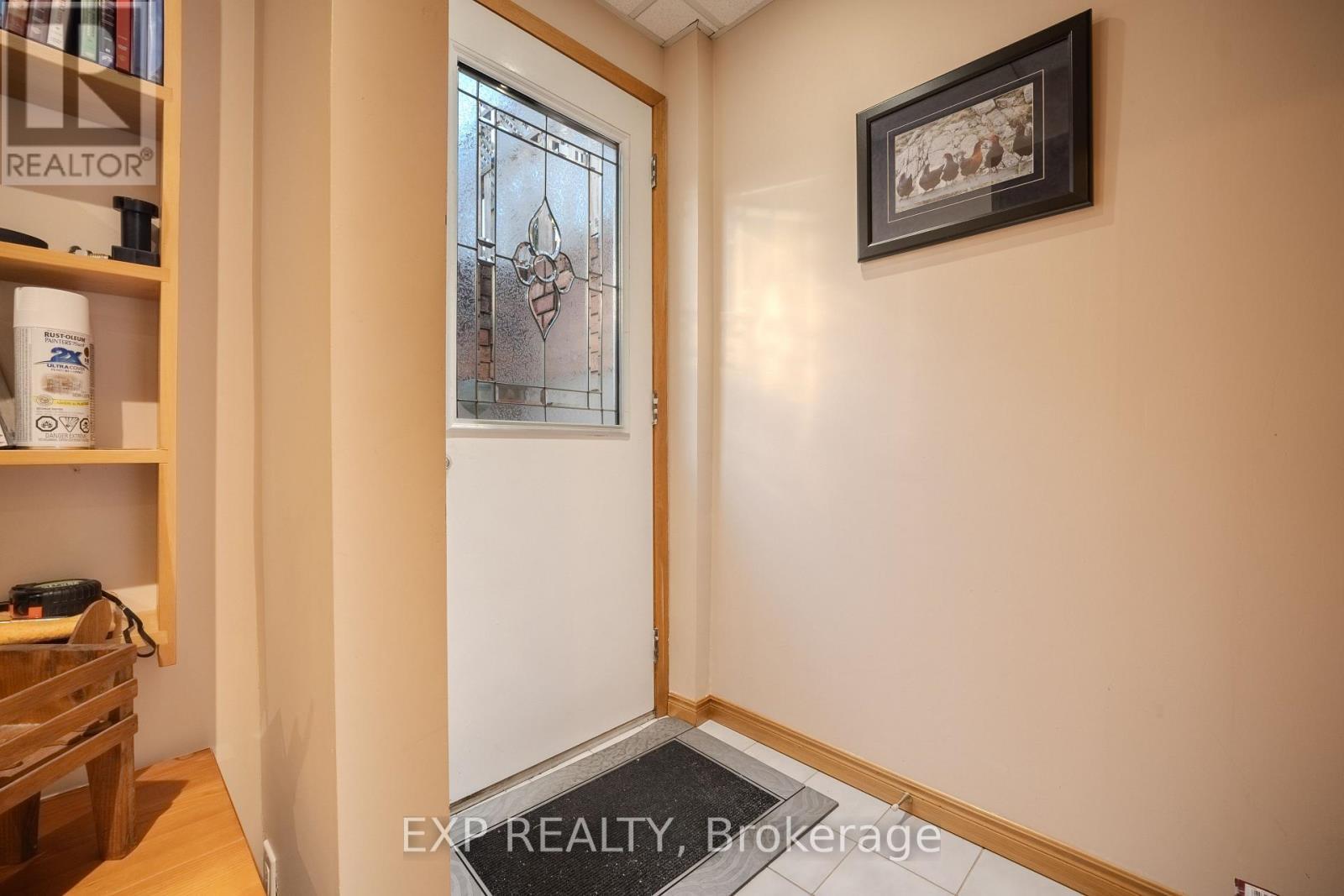 Walk-Out from Lower Level - 6166 Wildrose Crescent, Niagara Falls (Oldfield), ON - Indoor Photo Showing Other Room