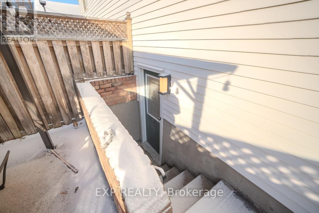 Outside Entrance to Lower Level - 6166 Wildrose Crescent, Niagara Falls (Oldfield), ON - Outdoor With Exterior