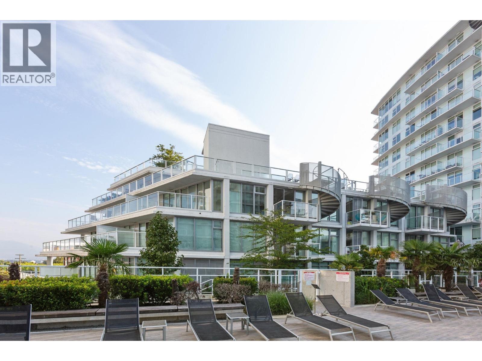 503 4638 Gladstone Street, Vancouver, BC - Outdoor With Balcony