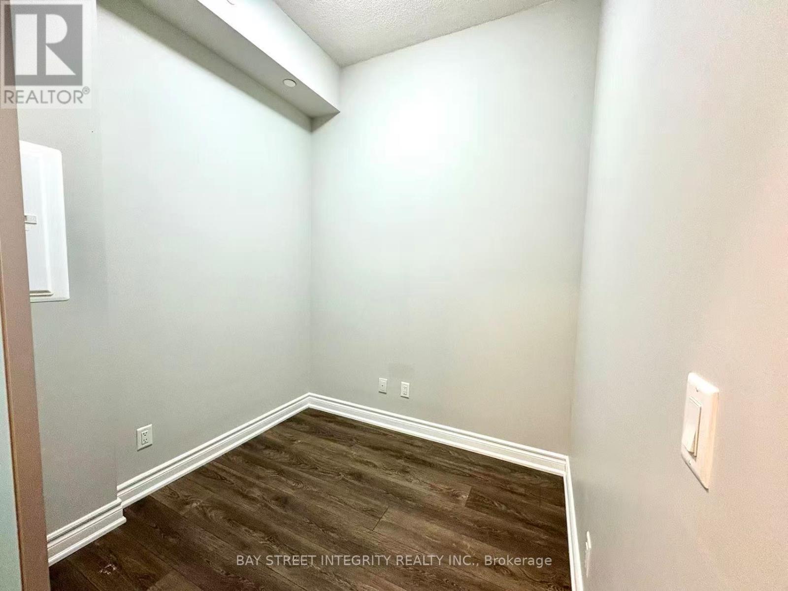 212 - 32 Forest Manor Road, Toronto, ON - Indoor Photo Showing Other Room