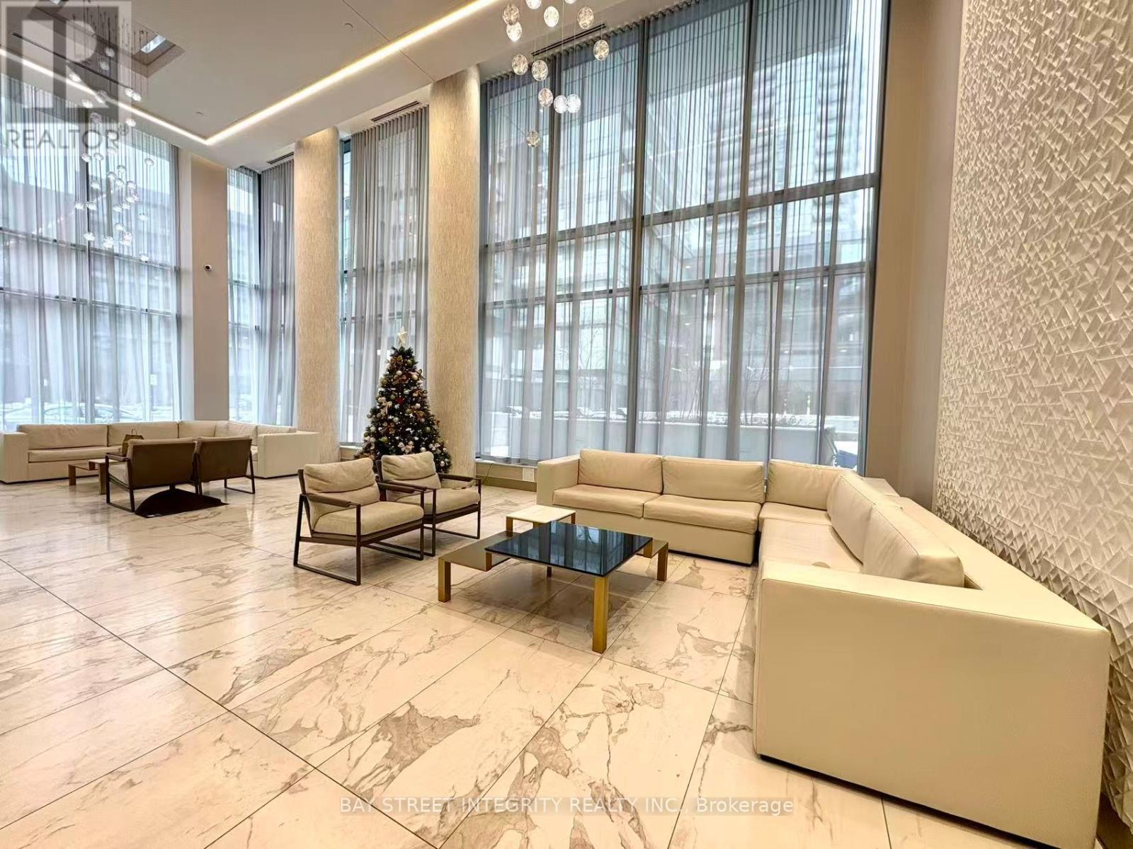 212 - 32 Forest Manor Road, Toronto, ON - Indoor Photo Showing Other Room