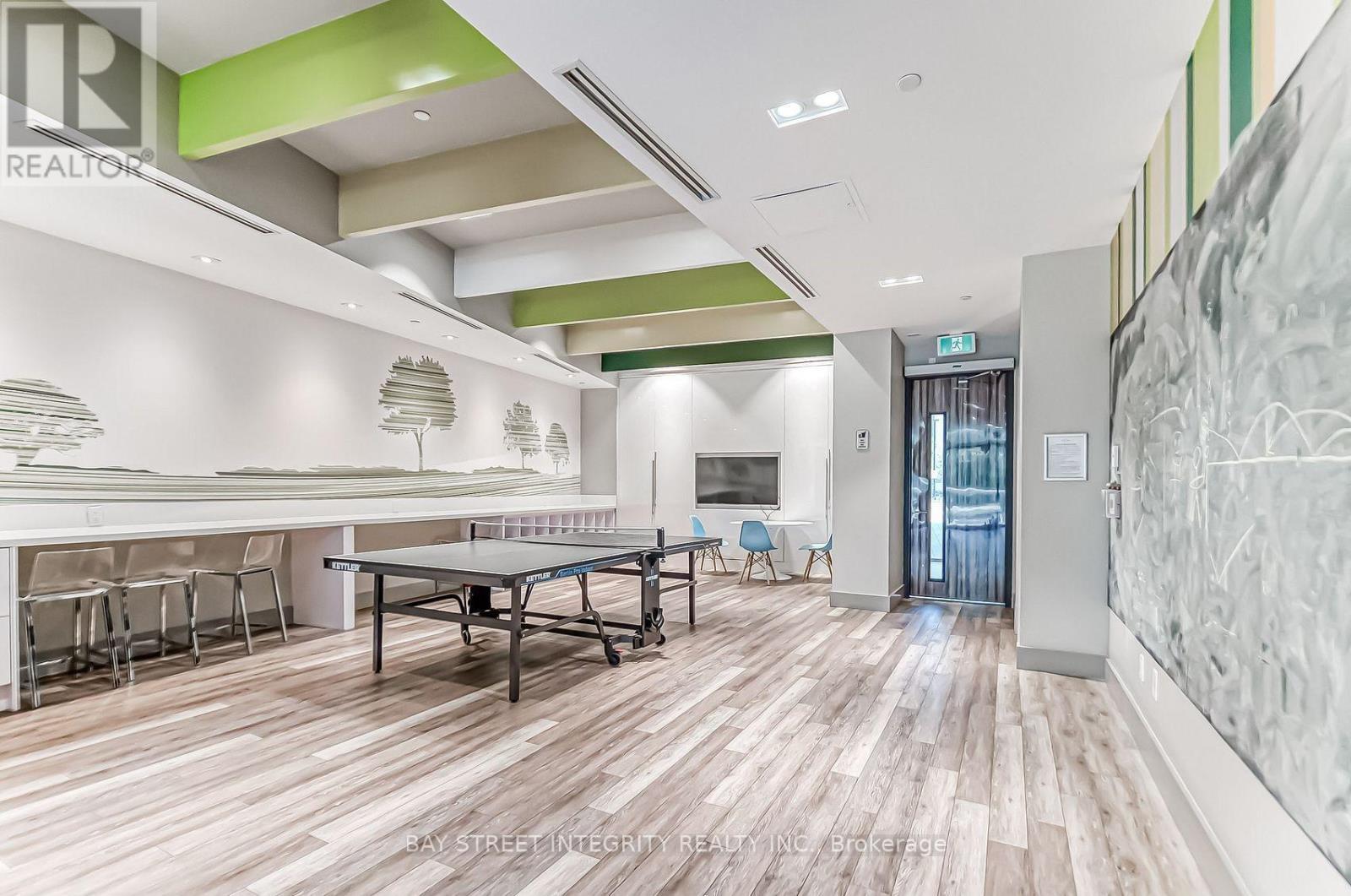 212 - 32 Forest Manor Road, Toronto, ON - Indoor Photo Showing Other Room