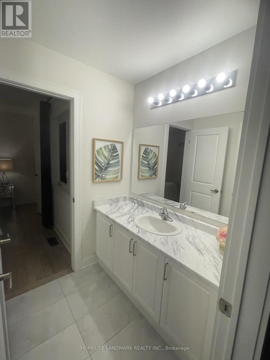 143 Kenneth Rogers Crescent, East Gwillimbury, ON - Indoor Photo Showing Bathroom