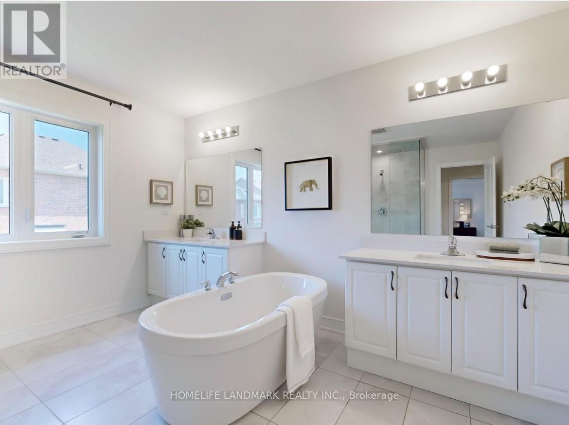 143 Kenneth Rogers Crescent, East Gwillimbury, ON - Indoor Photo Showing Bathroom