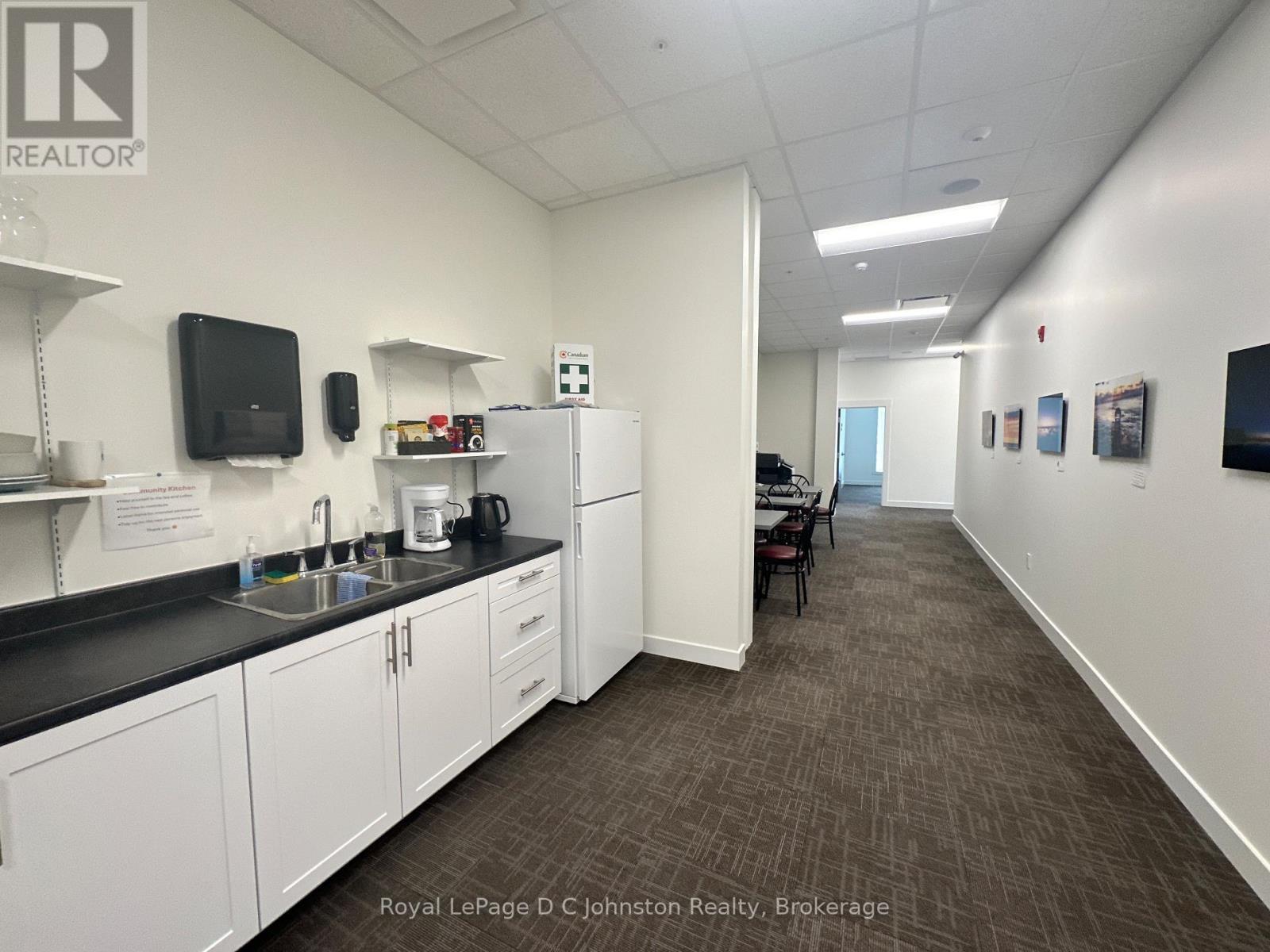 Common area kitchen space - 118 - 1020 Goderich Street, Saugeen Shores, ON