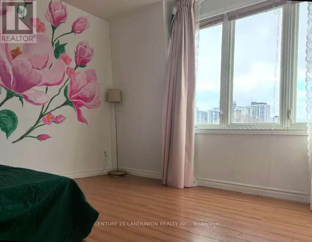 3Rd Floor - 511 Mount Pleasant Road, Toronto, ON