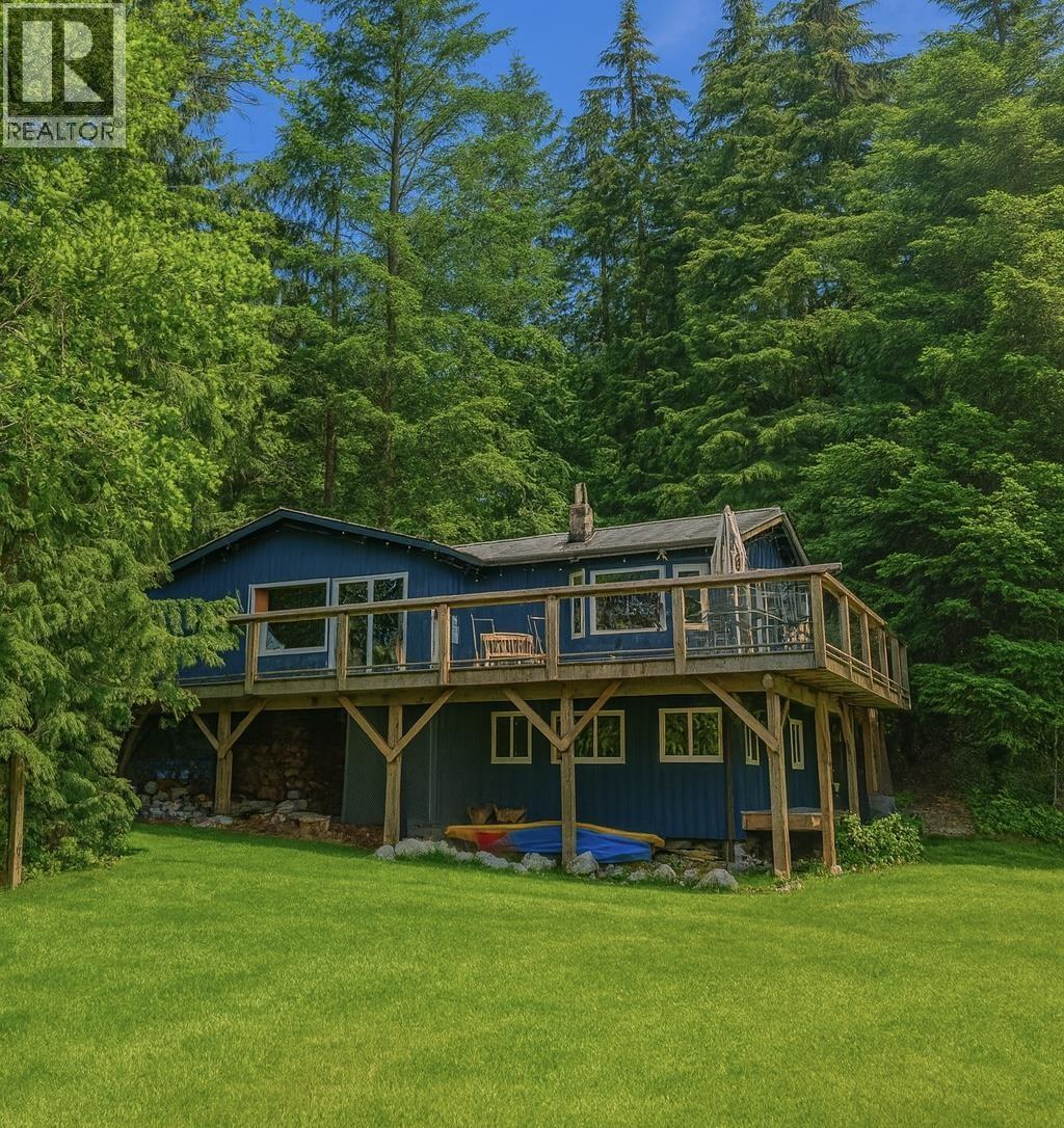 22 Brighton Beach, North Vancouver, BC - Outdoor With Deck Patio Veranda