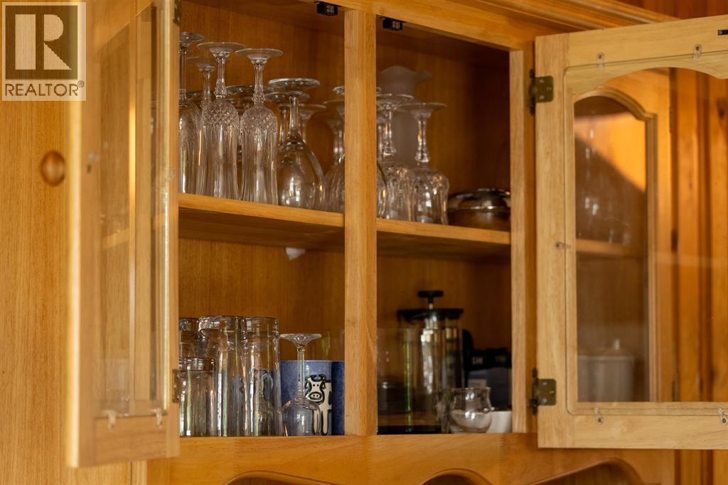 22 Brighton Beach, North Vancouver, BC - Indoor Photo Showing Other Room