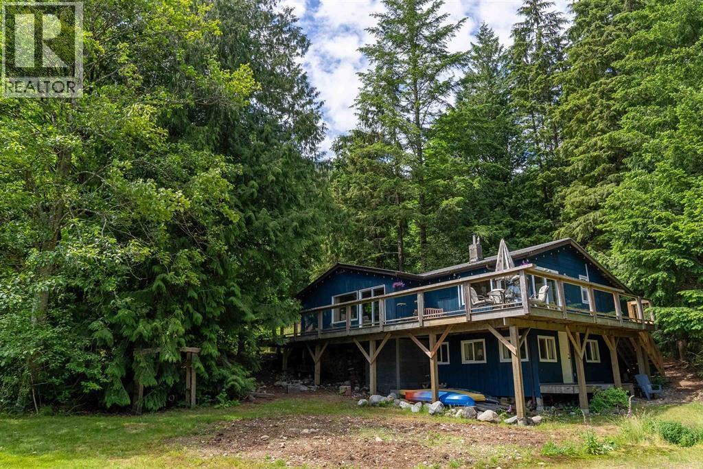 22 Brighton Beach, North Vancouver, BC - Outdoor With Deck Patio Veranda