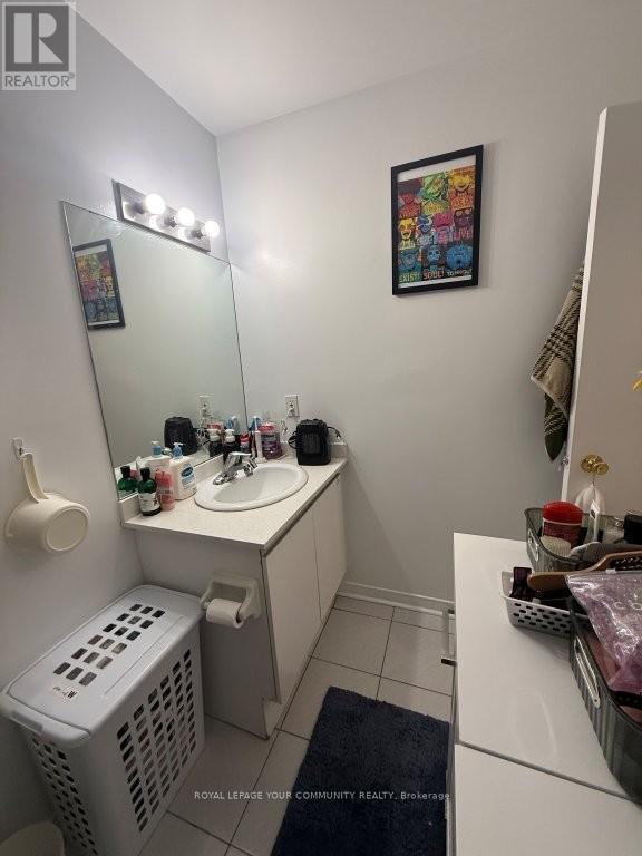 203 - 72 Lake Avenue, Richmond Hill, ON - Indoor Photo Showing Bathroom