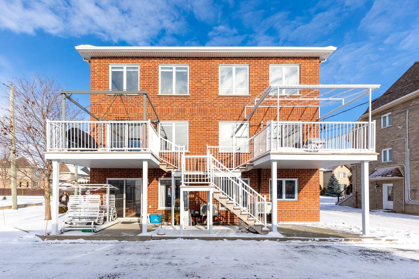 Patio - 5 Rue Du Grenat, Saint-Jean-Sur-Richelieu, QC - Outdoor