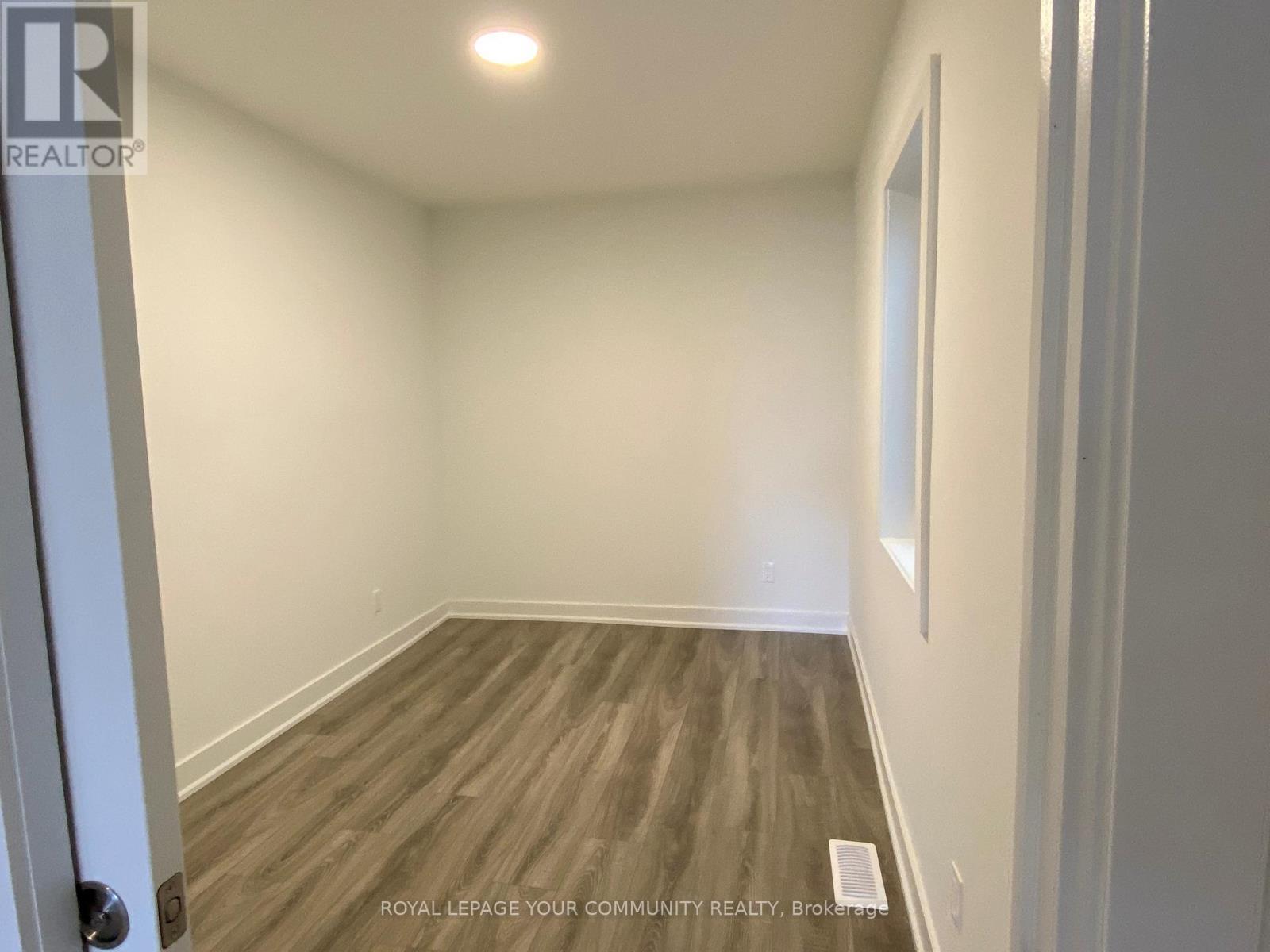 172 Times Road, Toronto, ON - Indoor Photo Showing Other Room