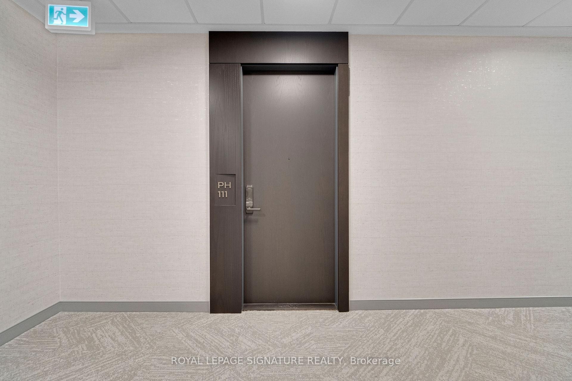 Ph111-412 Silver Maple Road, Oakville, ON - Indoor Photo Showing Other Room