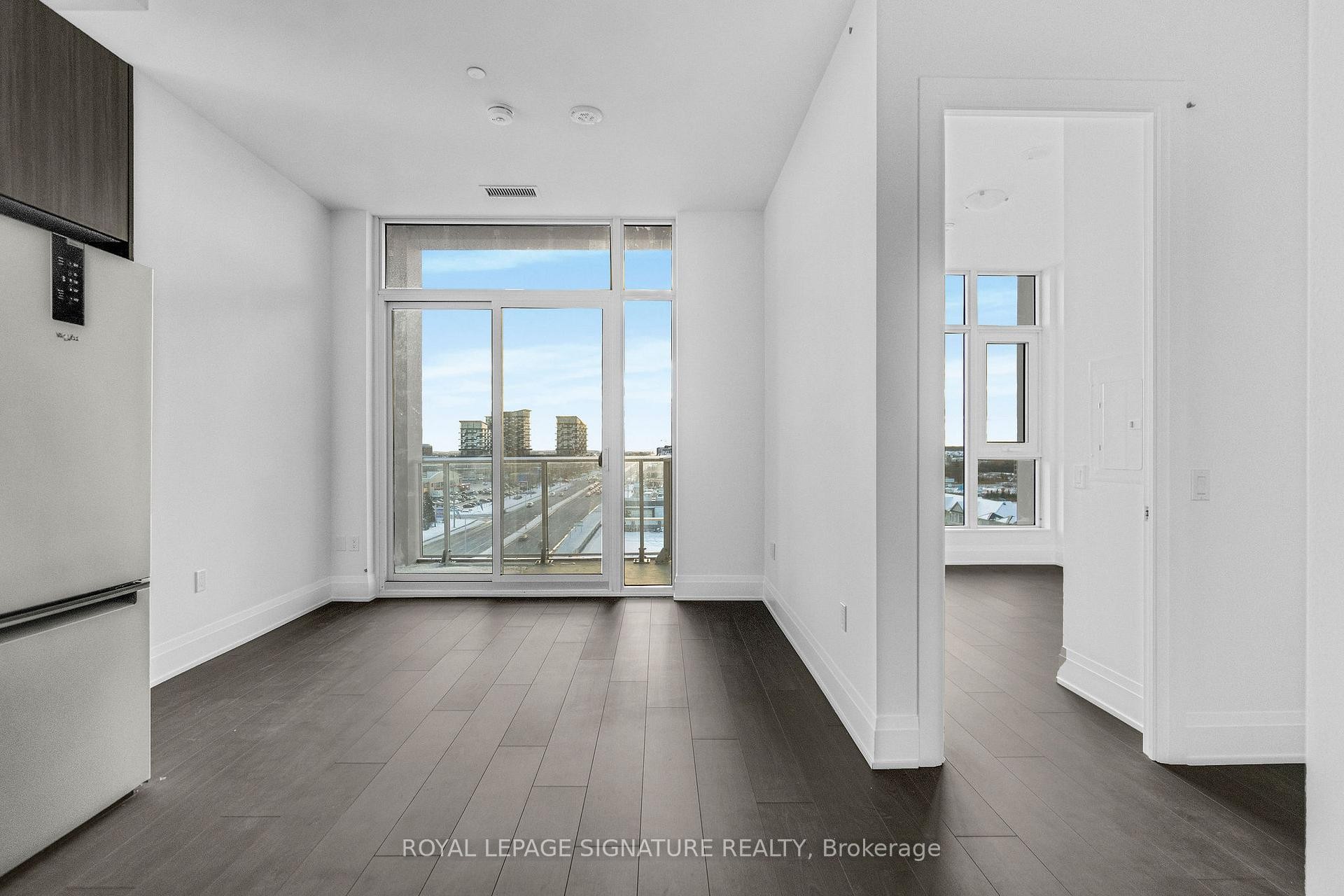 Ph111-412 Silver Maple Road, Oakville, ON - Indoor