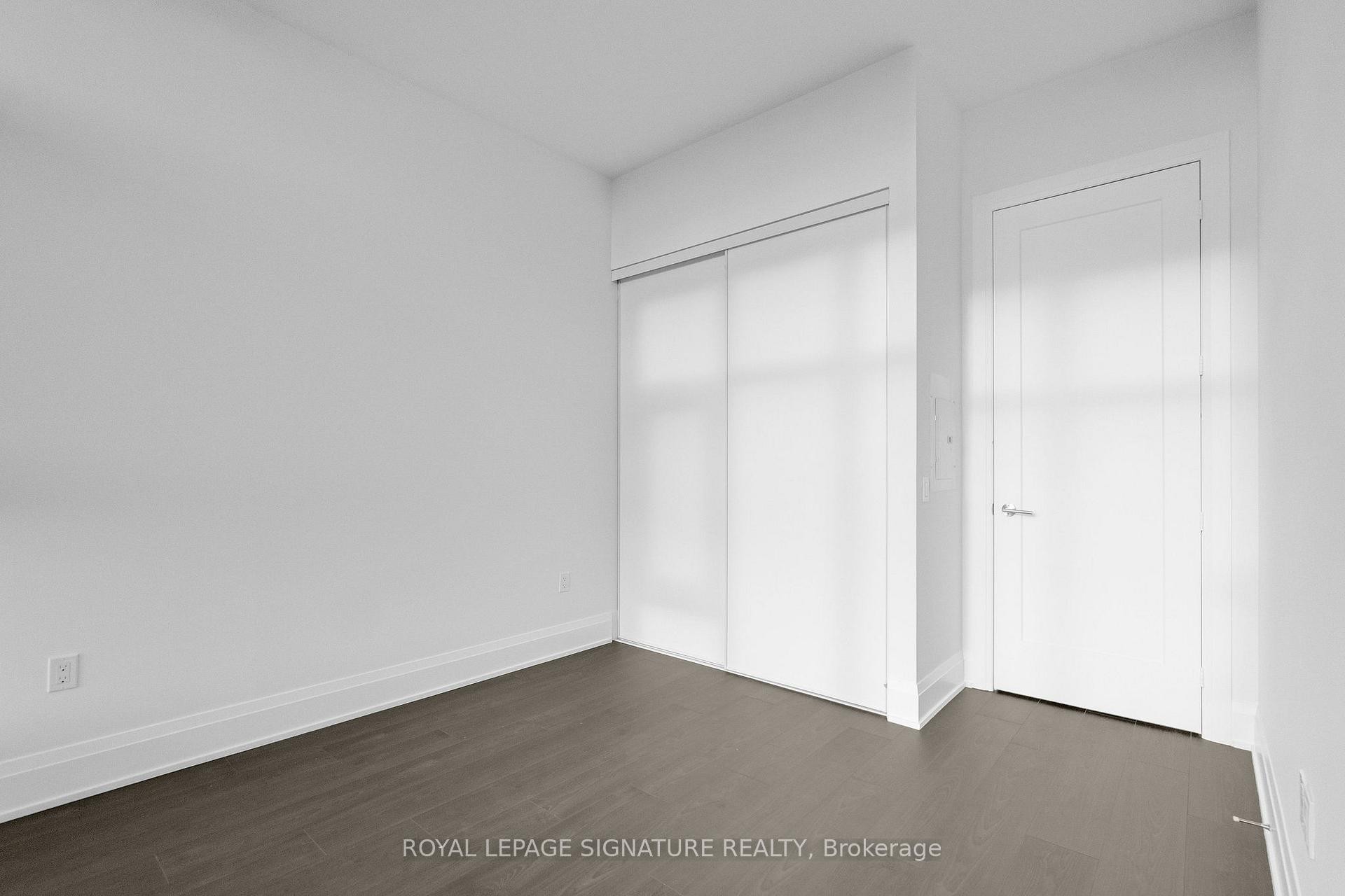 Ph111-412 Silver Maple Road, Oakville, ON - Indoor Photo Showing Other Room