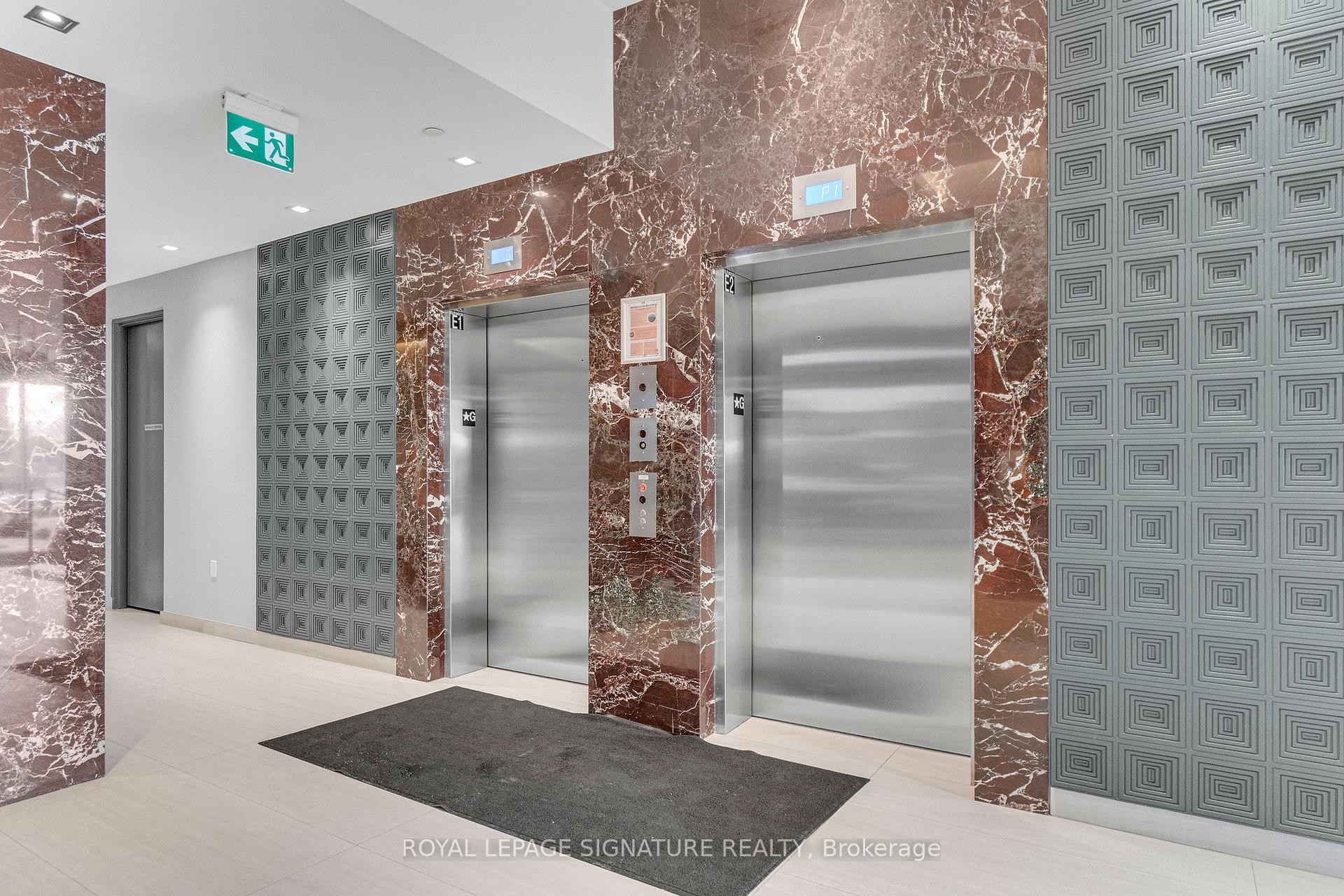 Ph111-412 Silver Maple Road, Oakville, ON - Indoor Photo Showing Other Room