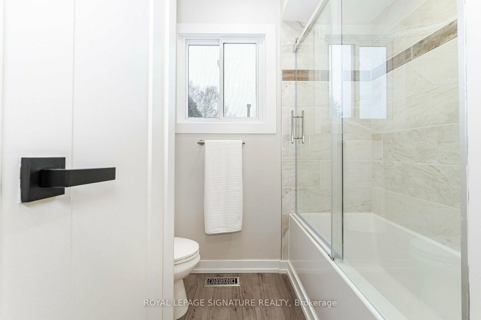 453 Leacock Drive, Barrie, ON - Indoor Photo Showing Bathroom