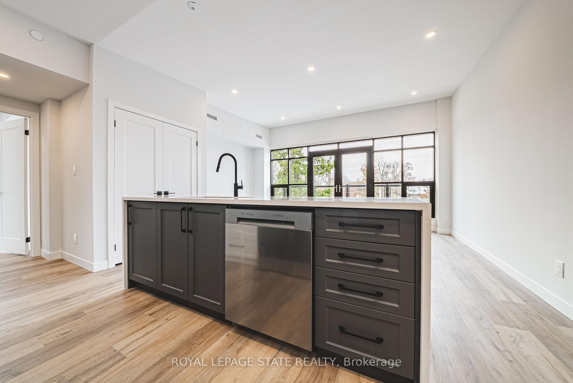 555 Sanitorium Road, Hamilton, ON - Indoor Photo Showing Other Room