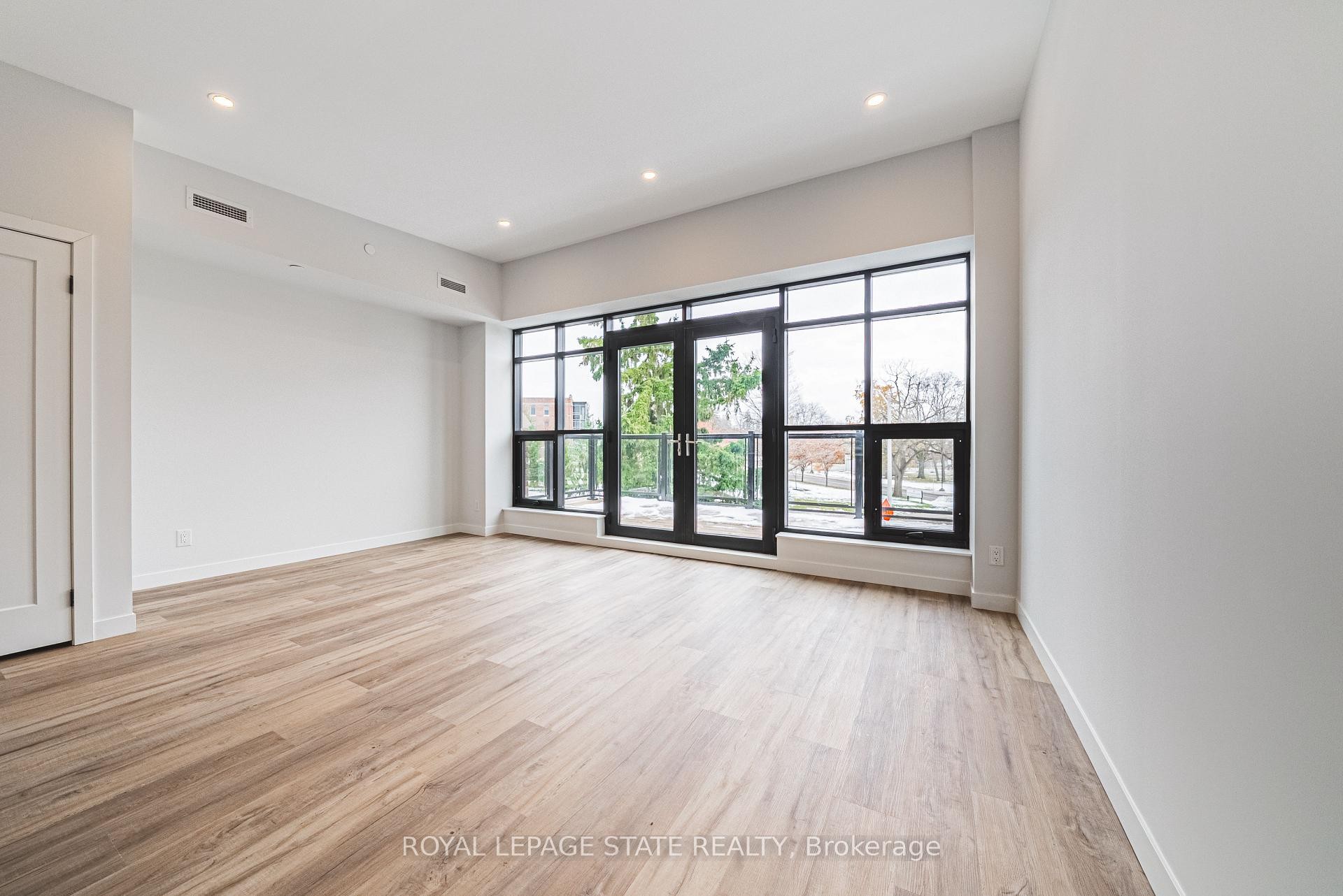 555 Sanitorium Road, Hamilton, ON - Indoor Photo Showing Other Room