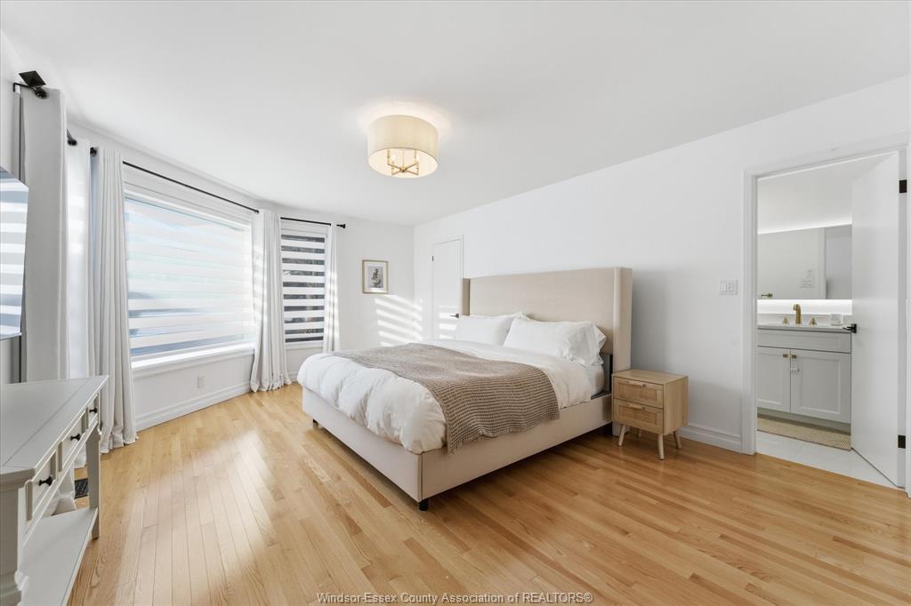 3480 Ouellette Avenue, Windsor, ON