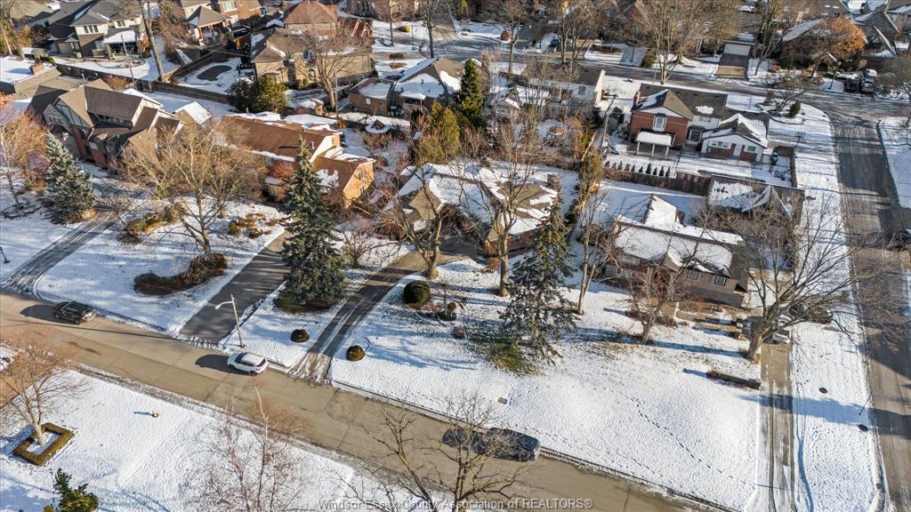 3480 Ouellette Avenue, Windsor, ON