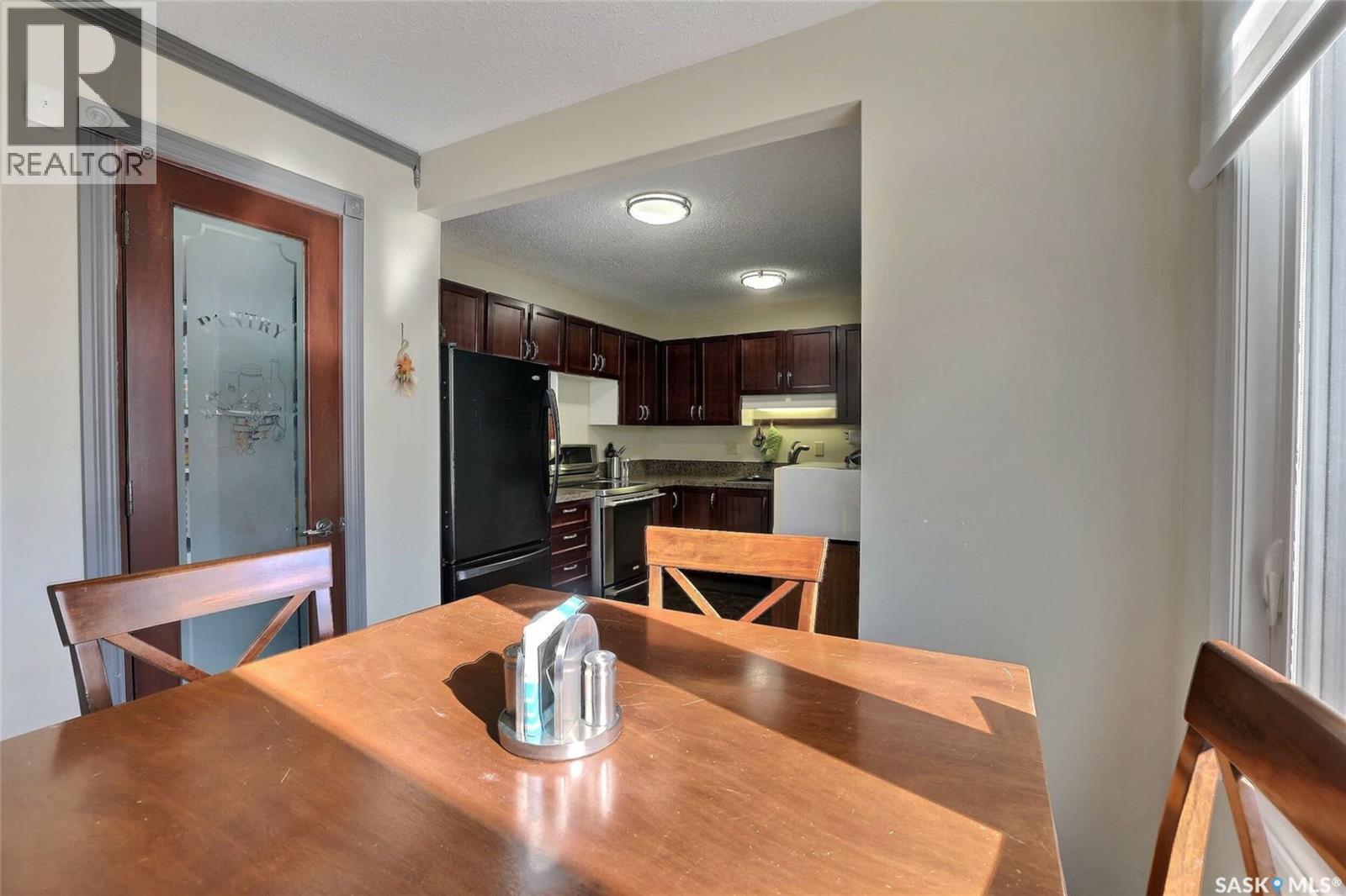 47 Laverendrye Way, Regina, SK - Indoor