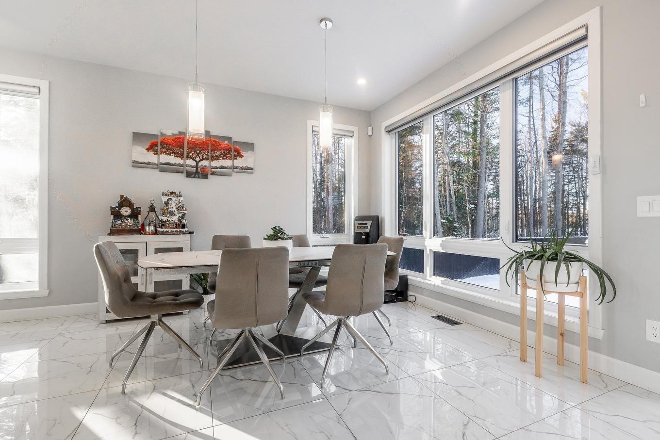 Dinette - 615 Rue Leblanc, Saint-Lin/Laurentides, QC - Indoor Photo Showing Dining Room