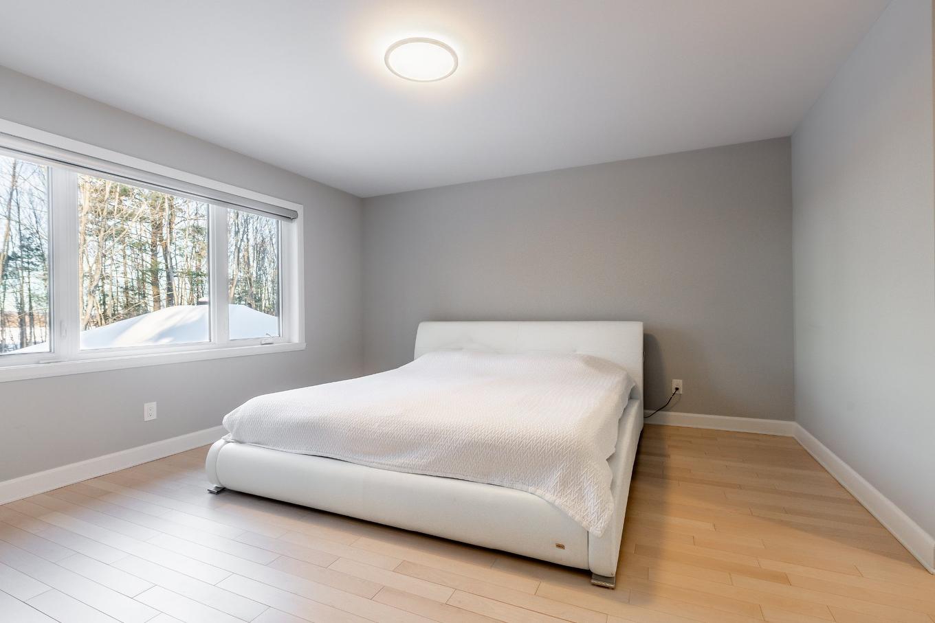 Primary bedroom - 615 Rue Leblanc, Saint-Lin/Laurentides, QC - Indoor Photo Showing Bedroom