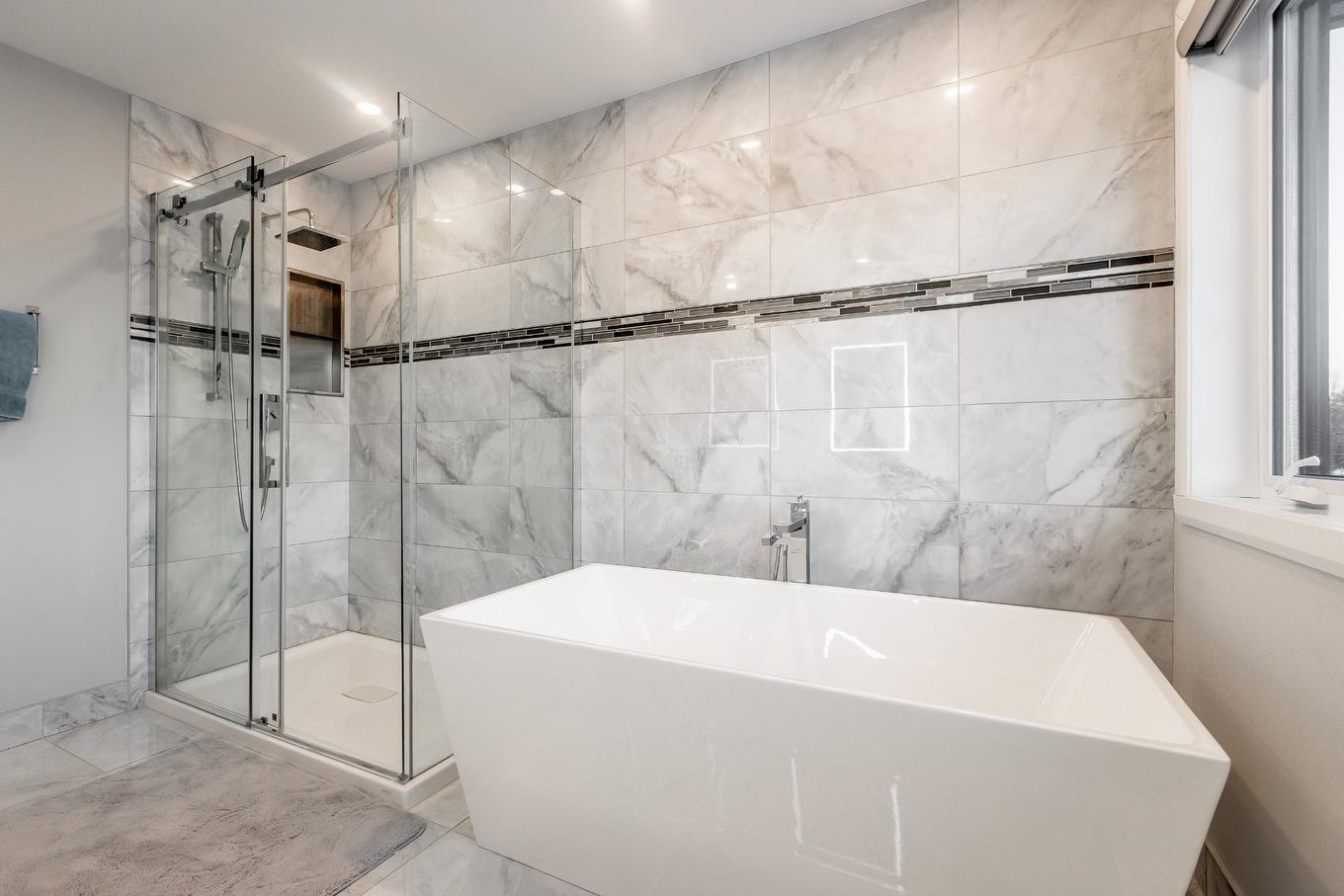Ensuite bathroom - 615 Rue Leblanc, Saint-Lin/Laurentides, QC - Indoor Photo Showing Bathroom