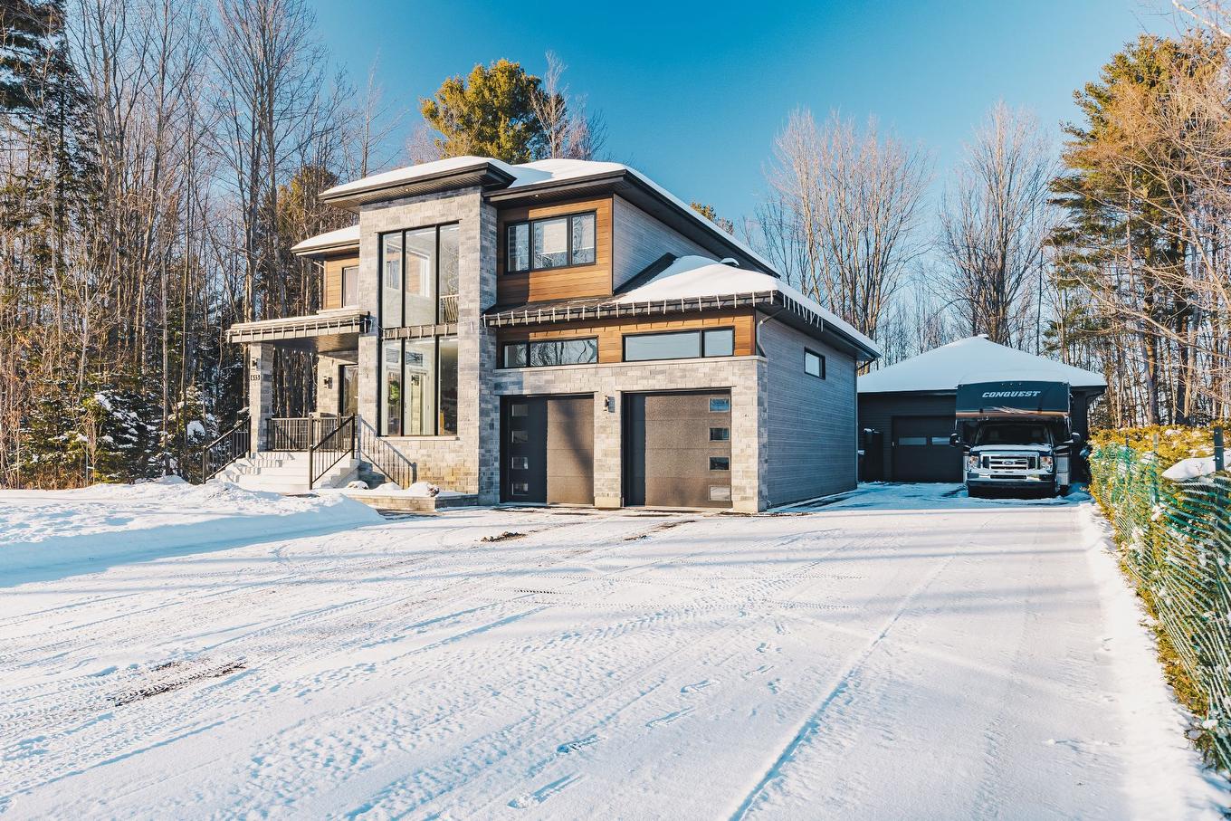 Frontage - 615 Rue Leblanc, Saint-Lin/Laurentides, QC - Outdoor