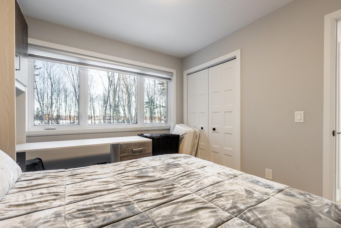 Bedroom - 615 Rue Leblanc, Saint-Lin/Laurentides, QC - Indoor Photo Showing Bedroom