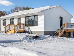 56 Stanfeild Street Sydney Sydney, NS B1P 3X5