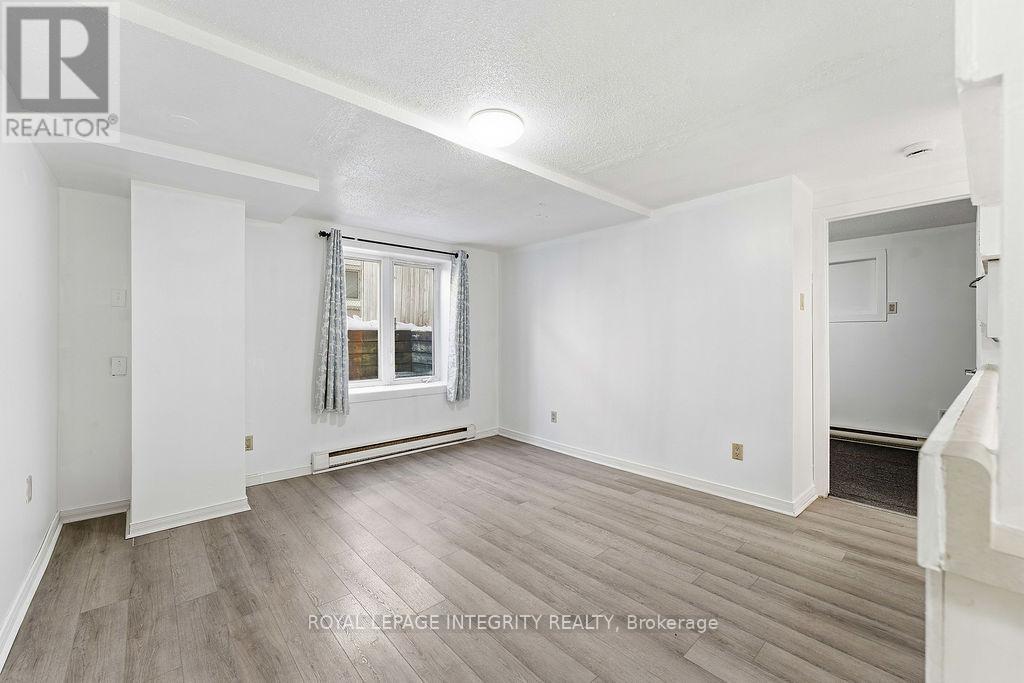 1151 Maitland Avenue, Ottawa, ON - Indoor Photo Showing Other Room