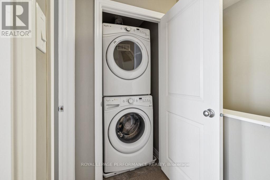 8 - 474 Clearbrook Drive, Ottawa, ON - Indoor Photo Showing Laundry Room